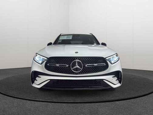 2026 Mercedes-Benz GLC 300 4MATIC