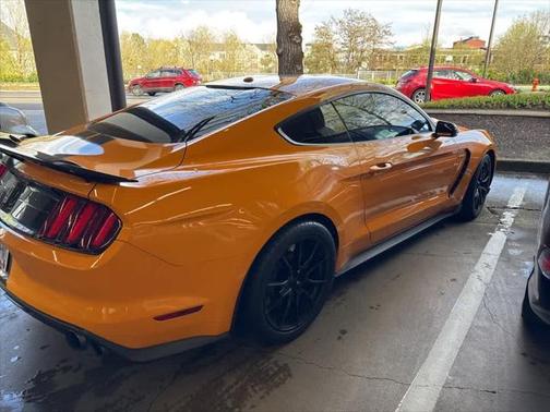 2019 Ford Shelby GT350 Base