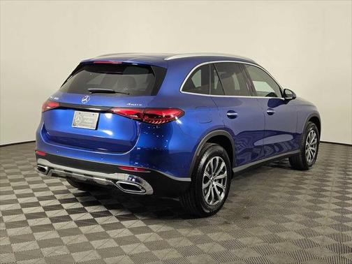 2025 Mercedes-Benz GLC 300 4MATIC