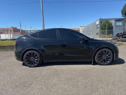 2022 Tesla Model Y Performance Dual Motor All-Wheel Drive