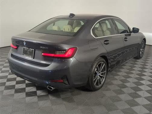 2021 BMW 330 xDrive