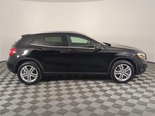 2015 Mercedes-Benz GLA-Class 4MATIC