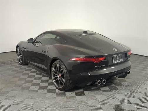 2017 Jaguar F-TYPE R