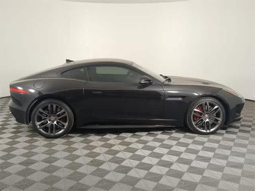2017 Jaguar F-TYPE R