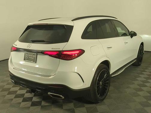 2026 Mercedes-Benz GLC 350e Base