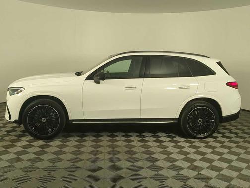 2026 Mercedes-Benz GLC 350e Base