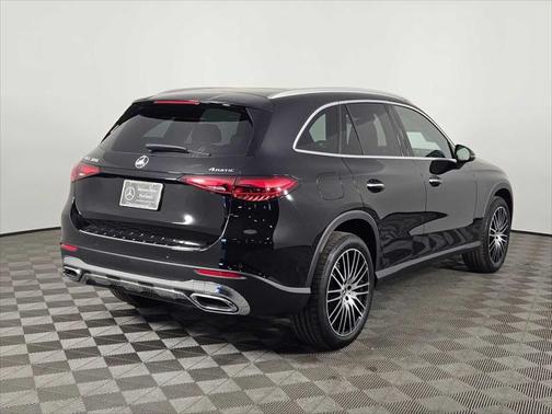 2025 Mercedes-Benz GLC 300 4MATIC
