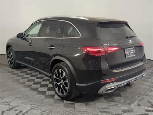 2026 Mercedes-Benz GLC 350e Base