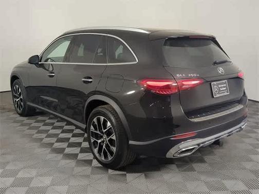 2026 Mercedes-Benz GLC 350e Base