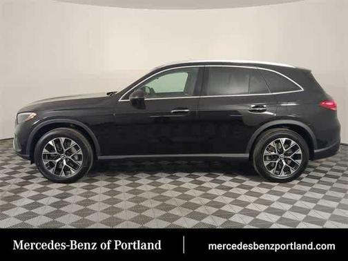 2026 Mercedes-Benz GLC 350e Base