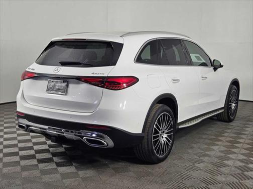2025 Mercedes-Benz GLC 300 4MATIC