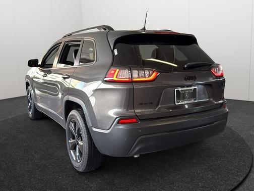 2021 Jeep Cherokee Altitude