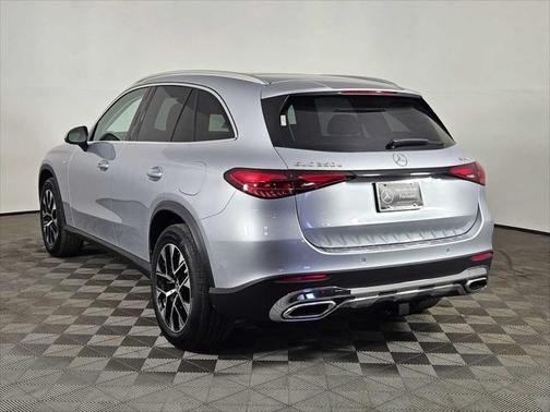 2025 Mercedes-Benz GLC 350e Base