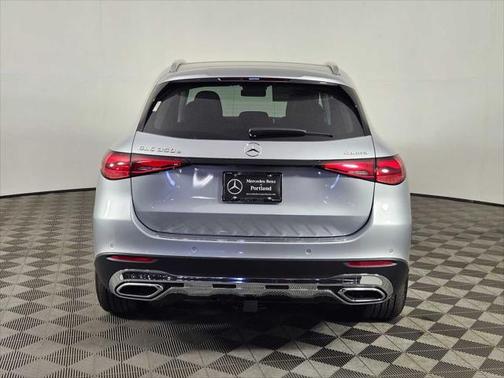 2025 Mercedes-Benz GLC 350e Base