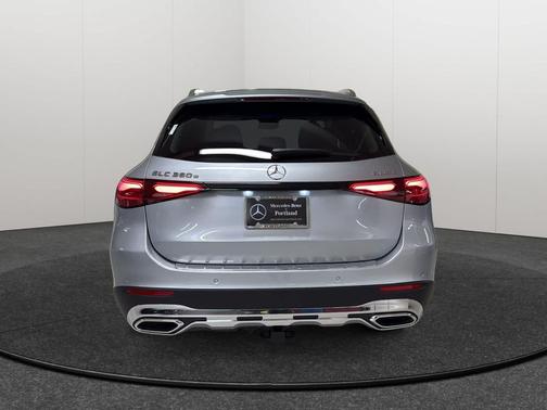 2025 Mercedes-Benz GLC 350e Base