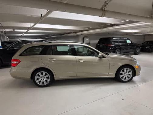 2012 Mercedes-Benz E-Class 4MATIC