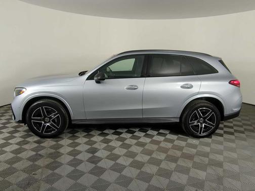 2026 Mercedes-Benz GLC 300 4MATIC