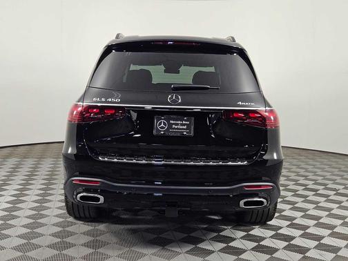 2025 Mercedes-Benz GLS 450 4MATIC