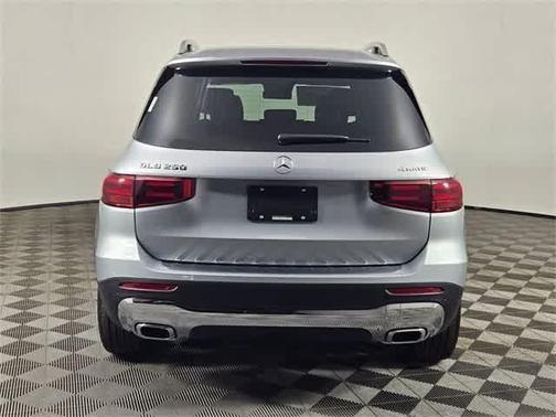 2025 Mercedes-Benz GLB 250 4MATIC