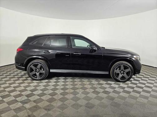 2025 Mercedes-Benz GLC 300 4MATIC
