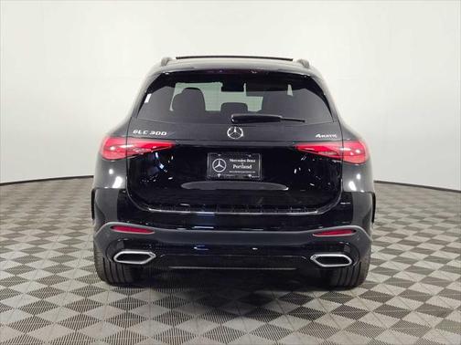 2025 Mercedes-Benz GLC 300 4MATIC