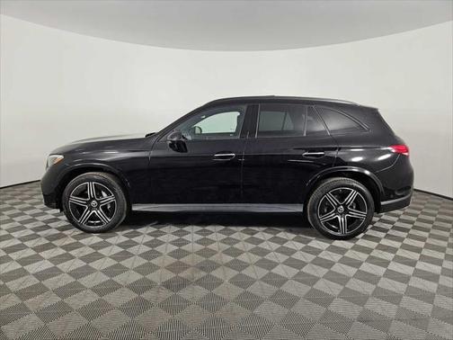 2025 Mercedes-Benz GLC 300 4MATIC