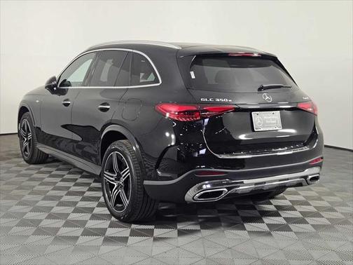2025 Mercedes-Benz GLC 350e Base