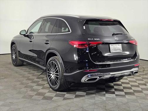 2025 Mercedes-Benz GLC 300 4MATIC