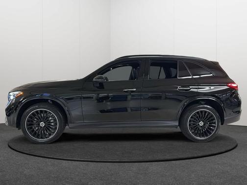 2026 Mercedes-Benz GLC 300 4MATIC