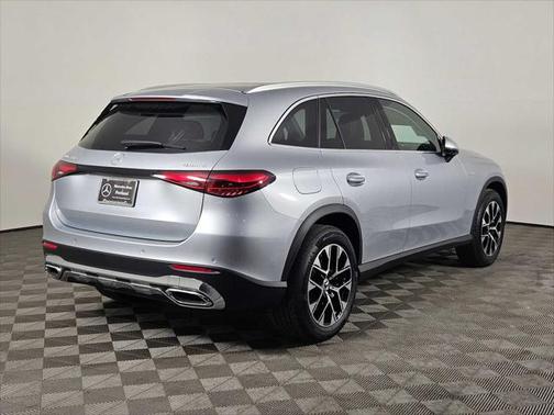 2025 Mercedes-Benz GLC 350e Base