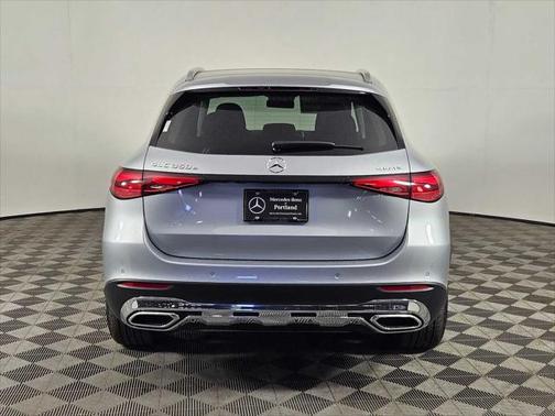 2025 Mercedes-Benz GLC 350e Base