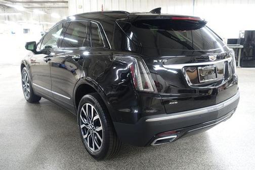 Black 2022 Cadillac XT5 Sport