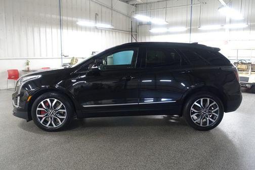 Black 2022 Cadillac XT5 Sport