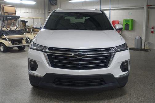Summit White 2023 Chevrolet Traverse LT Cloth