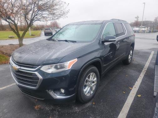 2021 Chevrolet Traverse LT Cloth