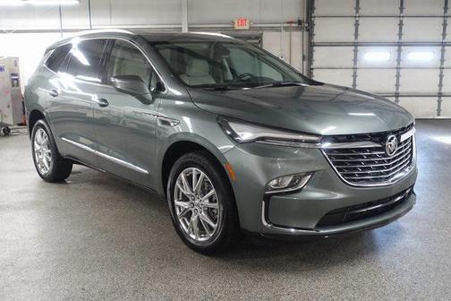 2024 Buick Enclave Essence FWD