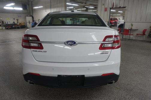 2015 Ford Taurus SEL