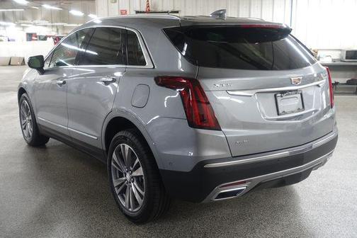 Argent Silver Metallic 2026 Cadillac XT5 Premium Luxury