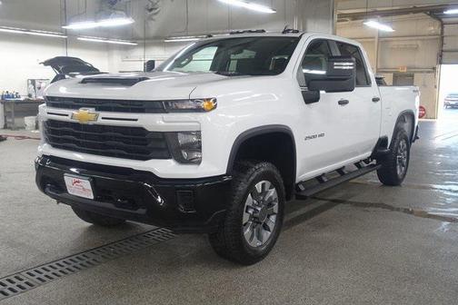 2024 Chevrolet Silverado 2500 Custom