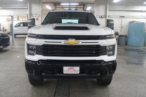 2024 Chevrolet Silverado 2500 Custom