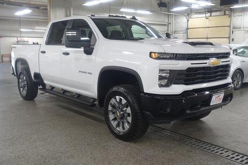 2024 Chevrolet Silverado 2500 Custom