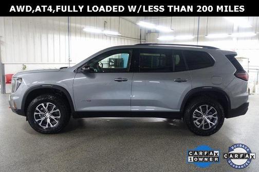2025 GMC Acadia AWD AT4