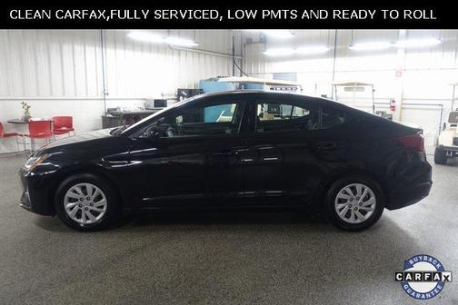 2019 Hyundai ELANTRA SE