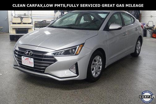 2019 Hyundai ELANTRA SE