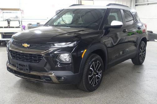 Mosaic Black Metallic 2022 Chevrolet Trailblazer ACTIV
