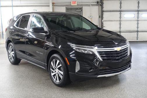 Mosaic Black Metallic 2022 Chevrolet Equinox 1LT