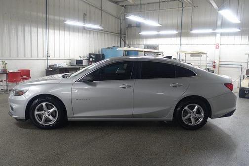 2017 Chevrolet Malibu 1LS