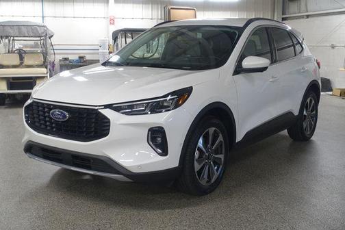 Star White Metallic Tri-Coat 2023 Ford Escape Platinum