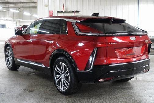 2024 Cadillac LYRIQ Luxury w/1SD