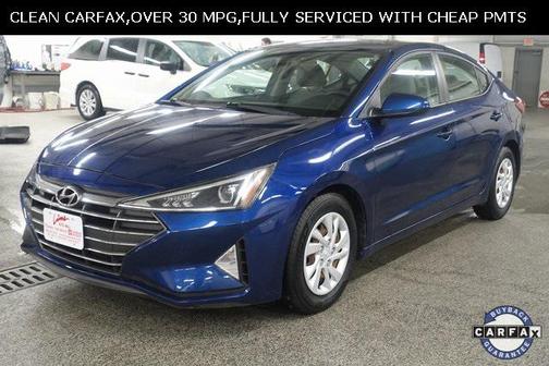 2019 Hyundai ELANTRA SE